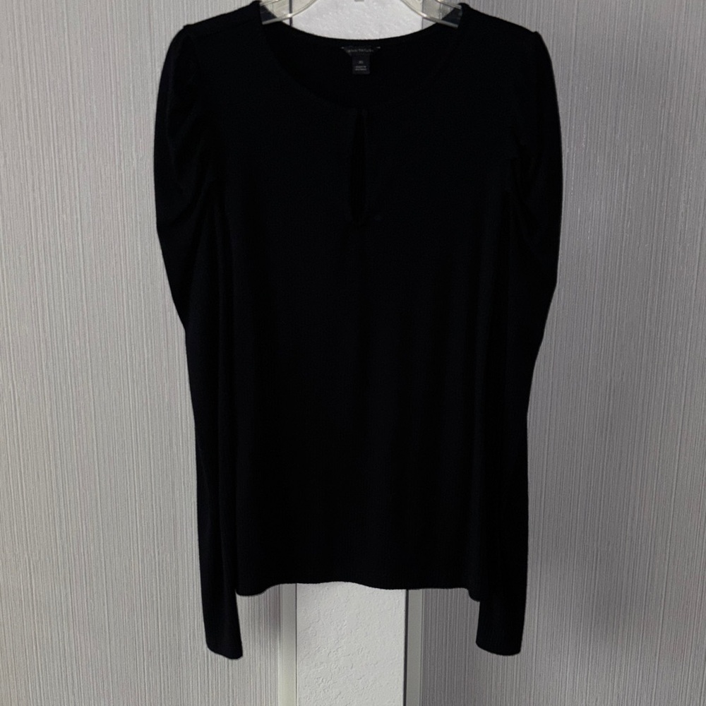 Ann Taylor Keyhole & Mutton Shoulder Top